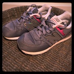 New Balance tennies